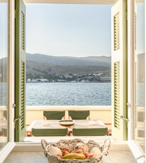 Seafront, Central, 3-BDR House with Sunrise & Sea Views